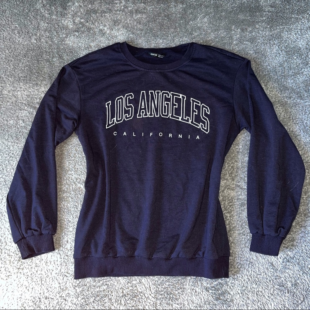 Sweat Shirt/ Sweater